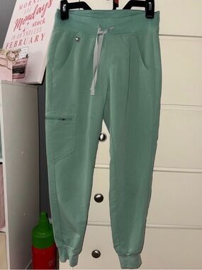 Women’s Figs Scrub Jogger Pants Jade Green *LE COLOR*